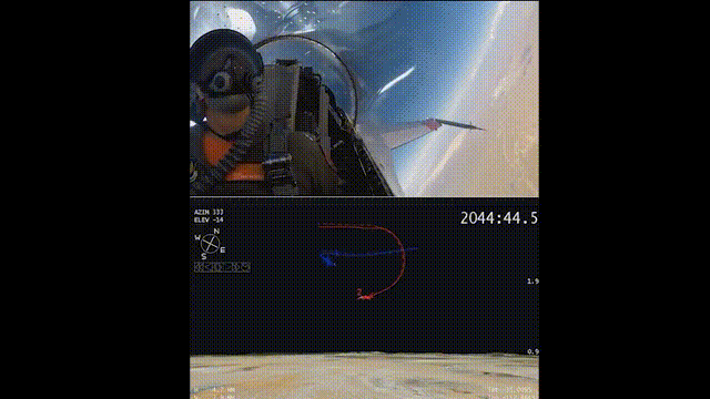 X-62A在去年的模拟狗斗中的驾驶舱